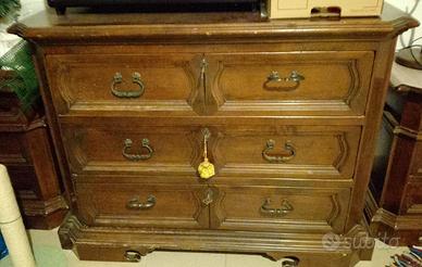 Cassettone con 3 cassetti