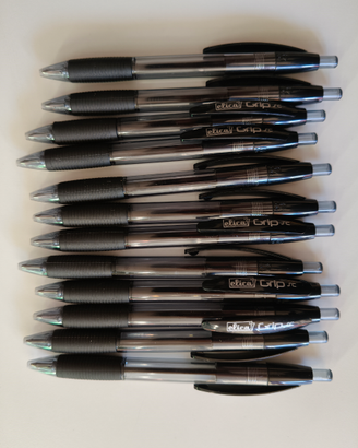 Penna a sfera a scatto colore nero ELICA PUMA GRIP