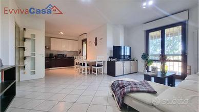 Appartamento a schiera con doppio giardino: comfor