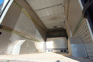 Mercedes sprinter Volkswagen crafter rivestimento