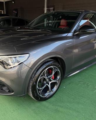 Alfa Romeo Stelvio 2.2 210 CV AT8 Q4 Veloce
