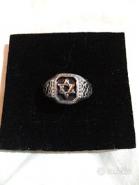 anello per amatori.