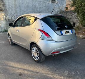 Lancia Ypsilon 1.2 69 CV 5 porte GPL Ecochic Gold