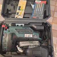 seghetto a pendolo Parkside con carica batteria 