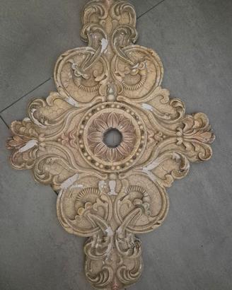 Rosone antico in gesso