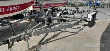 Carrello stradale per imbarcazione