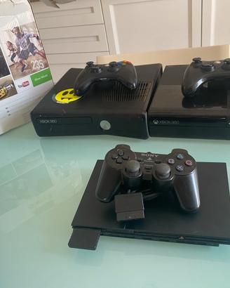 2 xbox 360 e una ps2 slim