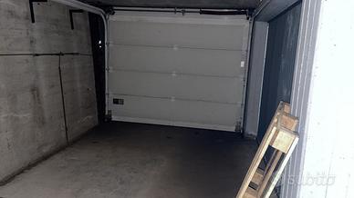 Portone sezionale manuale 275xh230