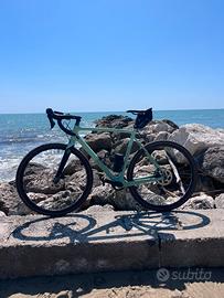 Bianchi impulso Pro carbonio