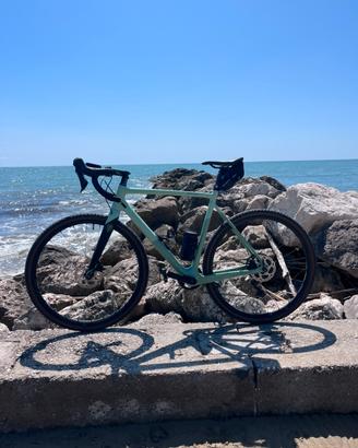 Bianchi impulso Pro carbonio