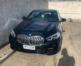 BMW serie 1 F 40 Msport 116d cambio automatico
