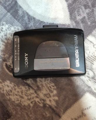 Walkman Sony WM-FX10 Radio Cassette Player Vintage