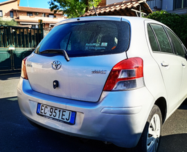 Toyota yaris benzina