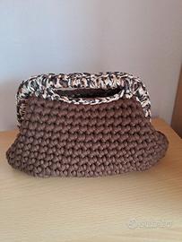 CLUTCH AD UNCINETTO HANDMADE