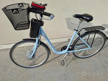 Bicicletta Askoll con pedalata assistita