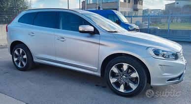 Volvo XC60 restyling 2.0 D4 automatico 