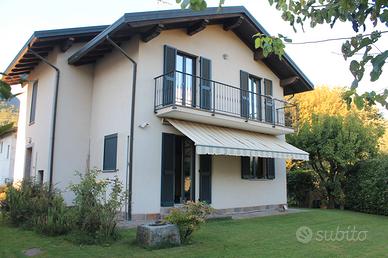 Tenda da sole motorizzata