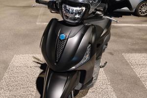 beverly 300 2023 da vetrina 