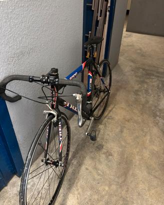 Bici da corsa Trek 2300