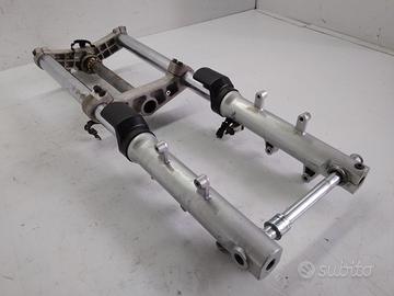 FORCELLA E PIASTRA SUPERIORE TRACCE DI RUGGINE SU 