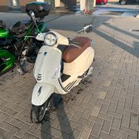 Vespa primavera