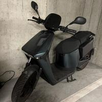 Scooter WOW 775