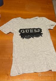 T-shirt guess