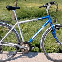 Alluminio Bianchi Spillo Rubino 28" 21V Shimano
