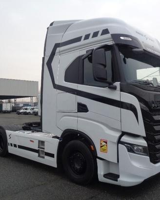 Iveco S-WAY 490 TRATTORE