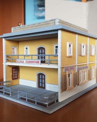 Scuola elementare 1:87 per plastico ferroviario 