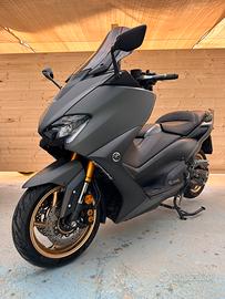 Yamaha T-Max 560 Tech 2021