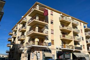 6 LOCALI A CORIGLIANO-ROSSANO