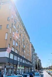 Appartamento con terrazzo a Milano - M2