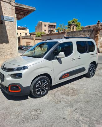 citroen berlingo schein 1.5 130 cv .