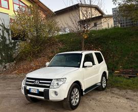 Mitsubishi Pajero 3.2 gancio traino