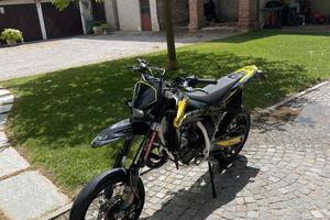 Husquvarna sm 125 cc