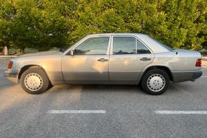 Mercedes 300E W124 Benzina Automatico 4Matic 1992