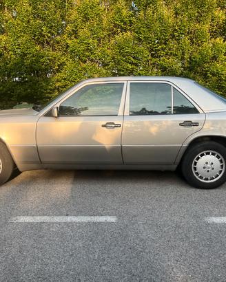 Mercedes 300E W124 Benzina Automatico 4Matic 1992
