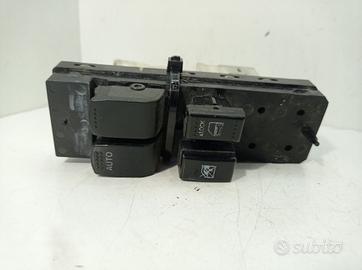 PULSANTIERA ANTERIORE SINISTRA SUZUKI Splash 1Â° S