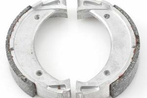 Ceppi freno forma AZ 42 da 105 x1 6