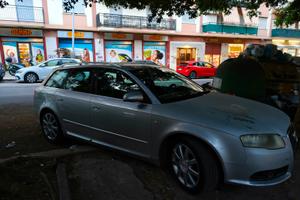 AUDI A4 2.0 16V TDI Avant Top plus