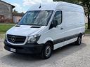 mercedes-benz-l2h2-143cv