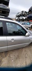 KIA SPORTAGE 2009 - PORTA ANTERIORE DESTRO