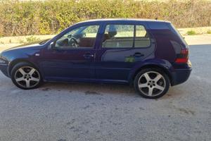  golf 4 confort sport con gancio traino omologato 