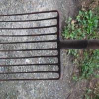 Attrezzo agricolo "Forcone"