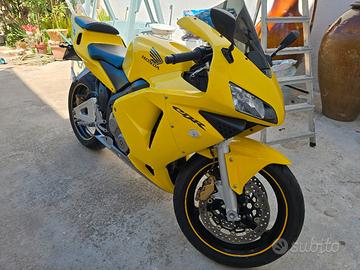 Ricambi cbr 600 rr 2003