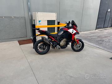 Ducati Multistrada V4 Pikes Pike