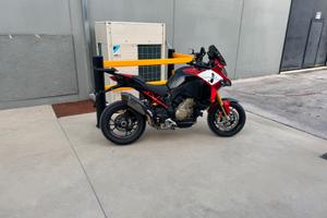 Ducati Multistrada V4 Pikes Pike