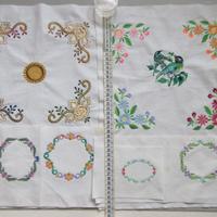 Stoffa ricami fatti con macchina da cucire