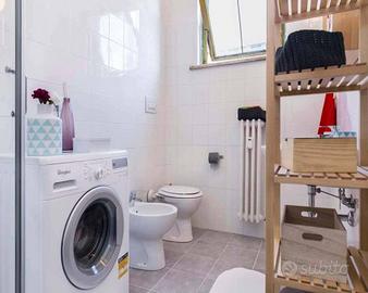 Stanza in appartamento di 104 m² a Cesano Boscone